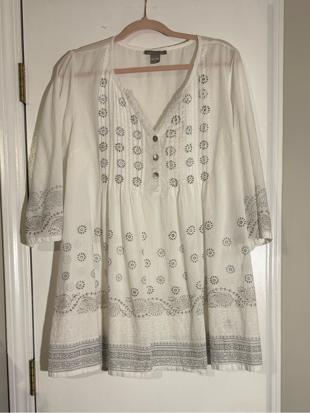 Peppermint White Tunic with Gray Eyelet Embroidery 100%cotton summer hippie boho